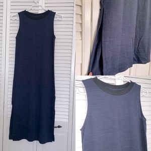 Midi navy and black sporty sleeveless shift dress